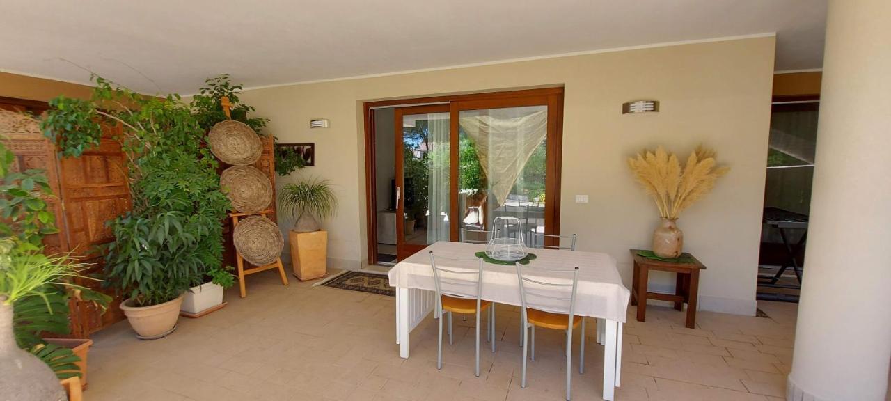 Villa Luigi A Poggio Dei Pini, Alloggio Con Giardino E Posto Auto Capoterra Exteriör bild